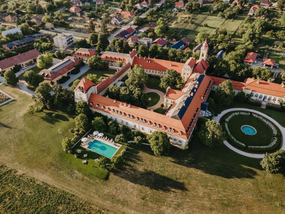 Hotel Chateau Bela Zewnętrze zdjęcie