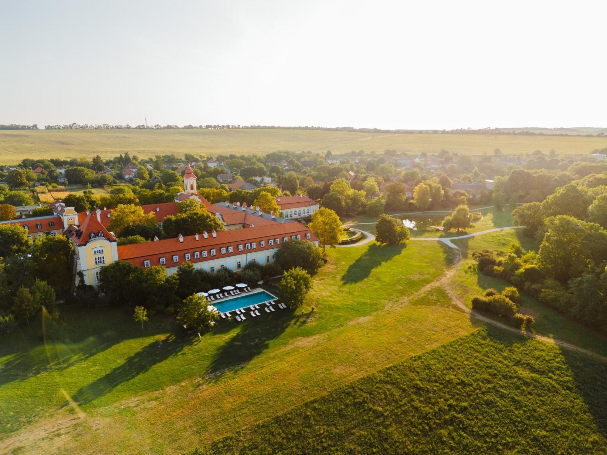 Hotel Chateau Bela Zewnętrze zdjęcie