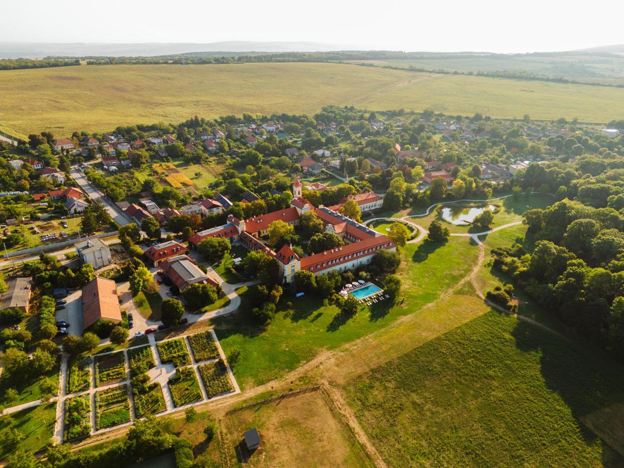 Hotel Chateau Bela Zewnętrze zdjęcie